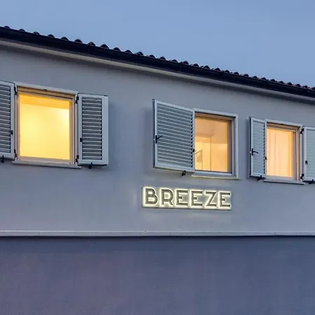 House Breeze - Premantura, 4 Bedroom House With Pool, Jacuzzi, Sauna And Gaming Prázdninový dům